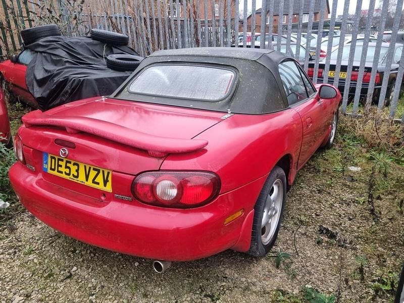 Used Mazda MX5 2003 Red Cabriolet