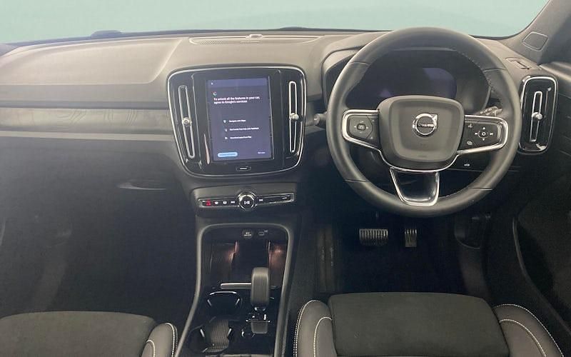 Used Volvo XC40 Ultimate 300 kW (408 HP) 2022 White SUV