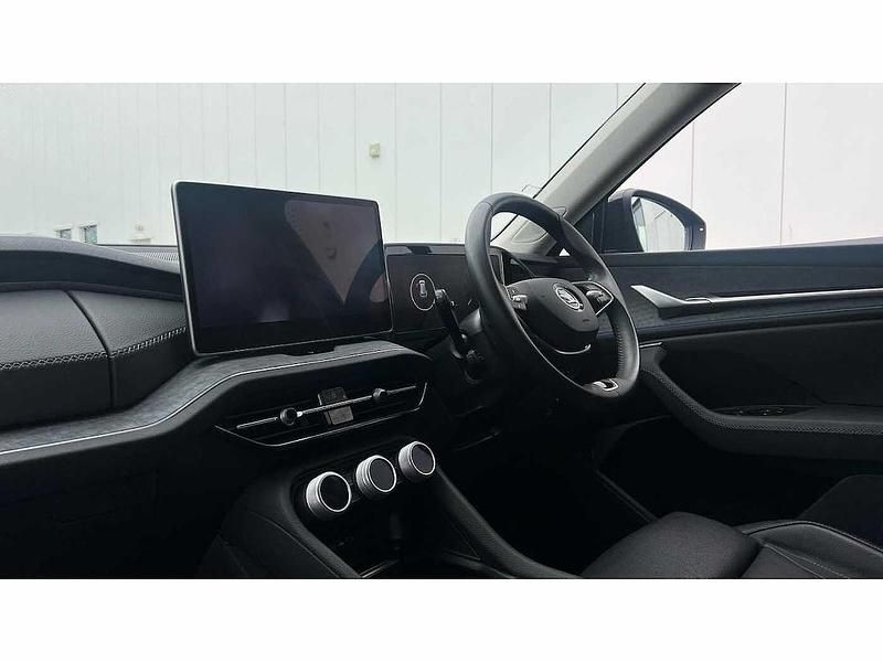 Used Skoda Kodiaq SE L 110 HP (80 kW) 2024 Black magic pearl effect SUV