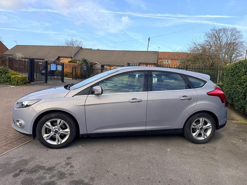 Used Ford Focus Zetec 2017 Silver Hatchback