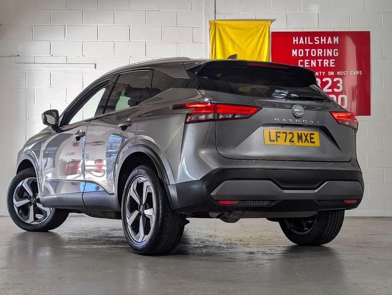 Used Nissan Qashqai N-Connecta 140 HP (102 kW) 2022 Grey SUV