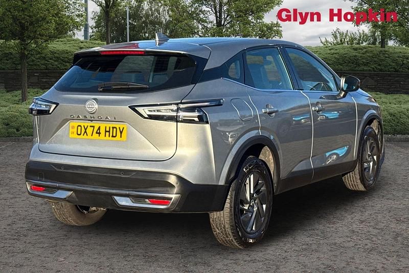Used Nissan Qashqai Acenta Premium 2025 Silver SUV