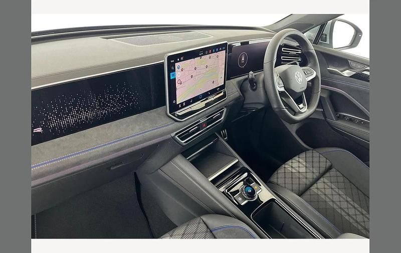 New VW Tiguan R-line 150 HP (110 kW) 2026 Silver SUV