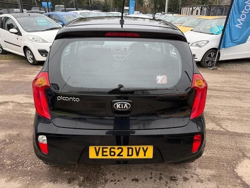 Used Kia Picanto 84 HP (61 kW) 2013 Black Hatchback