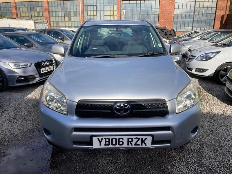 Used Toyota RAV4 2006 Silver SUV
