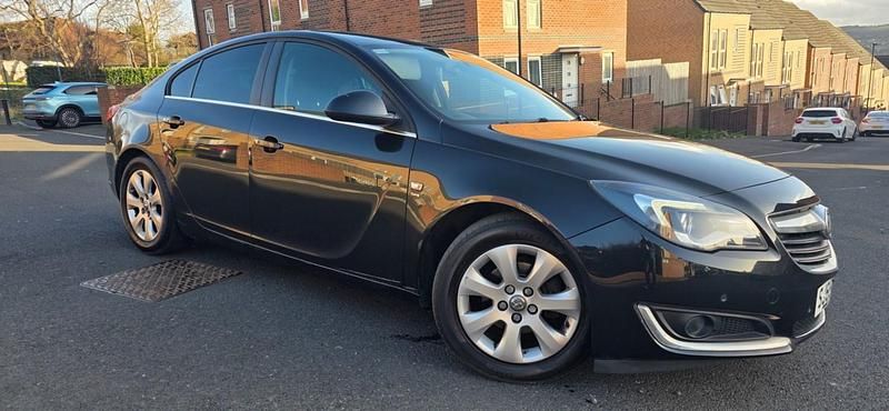 Used Vauxhall Insignia SRi 2015 Black Hatchback