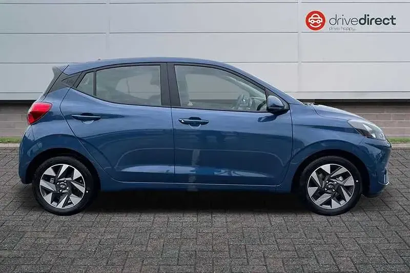 Used Hyundai i10 Advanced 79 HP (58 kW) 2025 Blue Hatchback