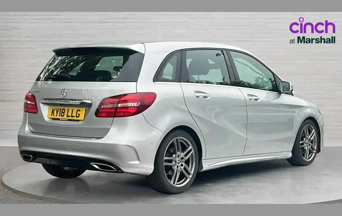 Used Mercedes B200 AMG Line Premium Plus 134 HP (98 kW) 2018 Silver Hatchback