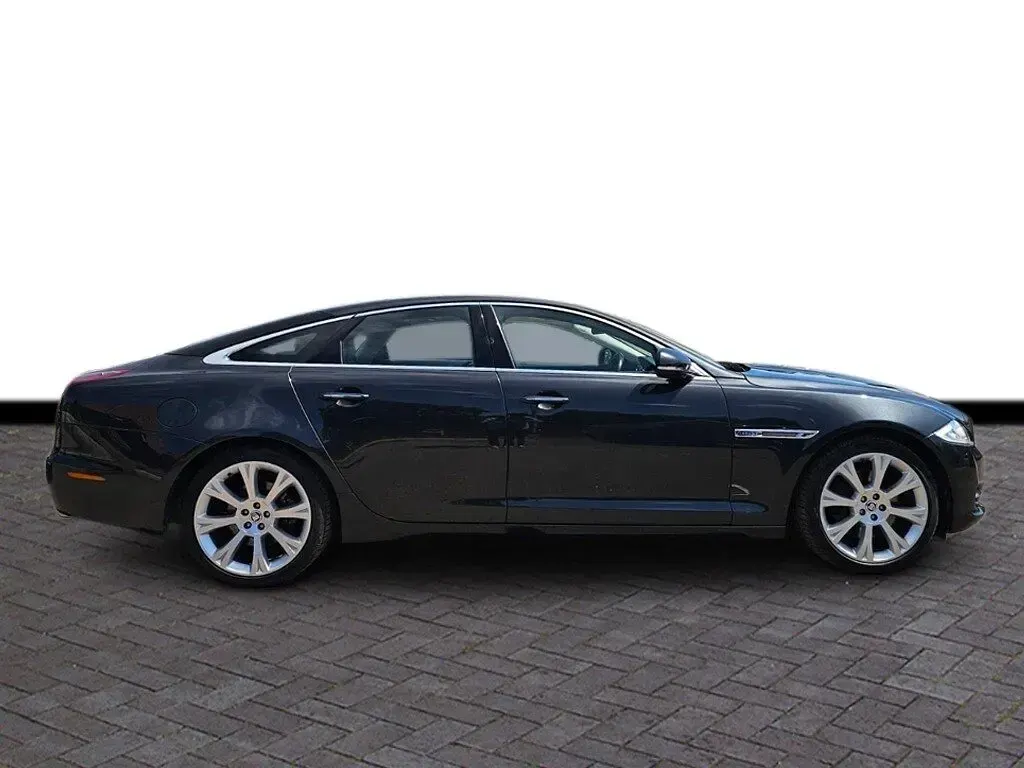 Used Jaguar XJ Portfolio 275 HP (202 kW) 2013 Grey Sedan