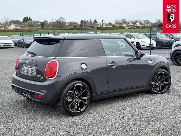 Used Mini Cooper S Hatch 170 HP (125 kW) 2017 Grey Hatchback