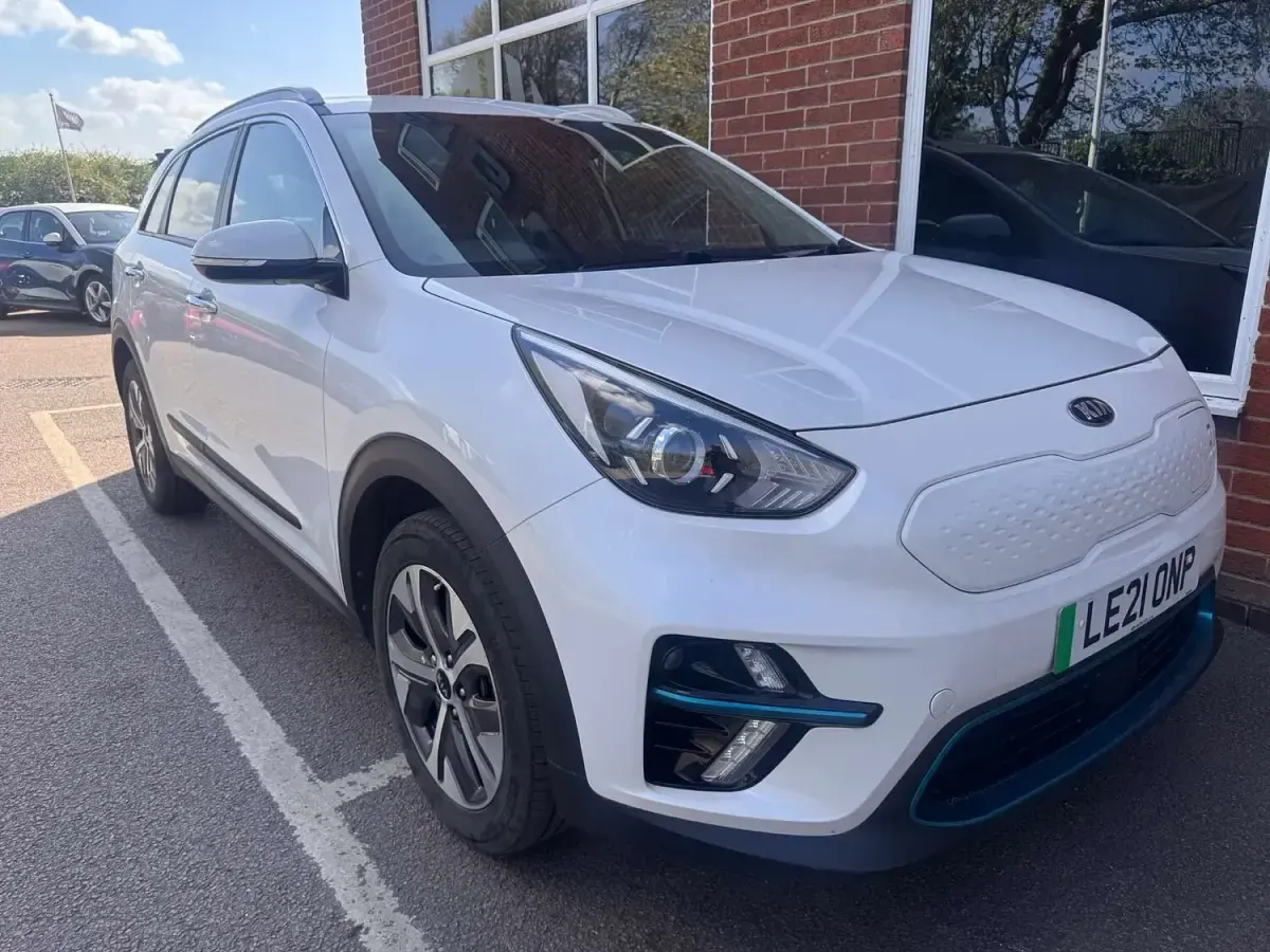 Used Kia e-Niro 2021 White SUV