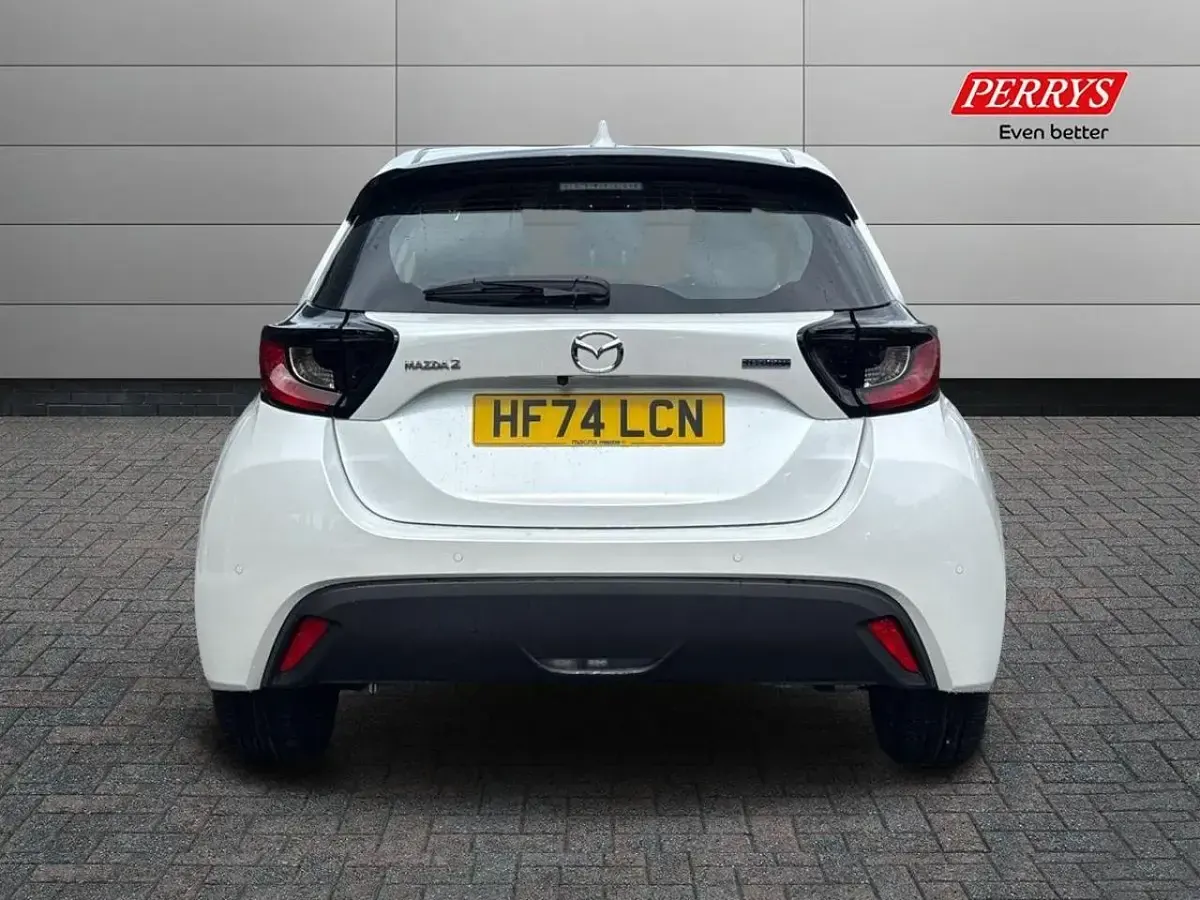 Ny Mazda 2 Exclusive-Line 114 HK (83 kW) 2025 Vit Halvkombi