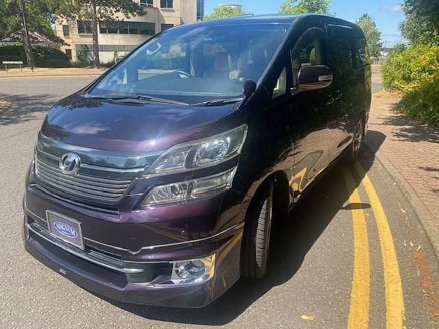 Used Toyota Alphard 170 HP (125 kW) 2011 Purple metallic MPV