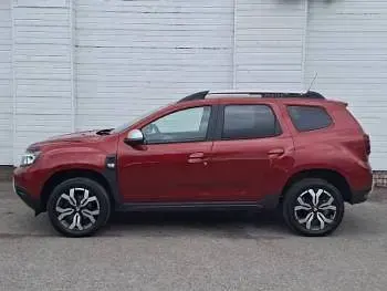 Used Dacia Duster Prestige 90 HP (66 kW) 2022 Red SUV