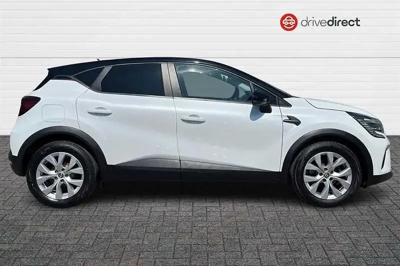 Second-hand Renault Captur Iconic 90 CP (66 kW) 2022 Alb SUV