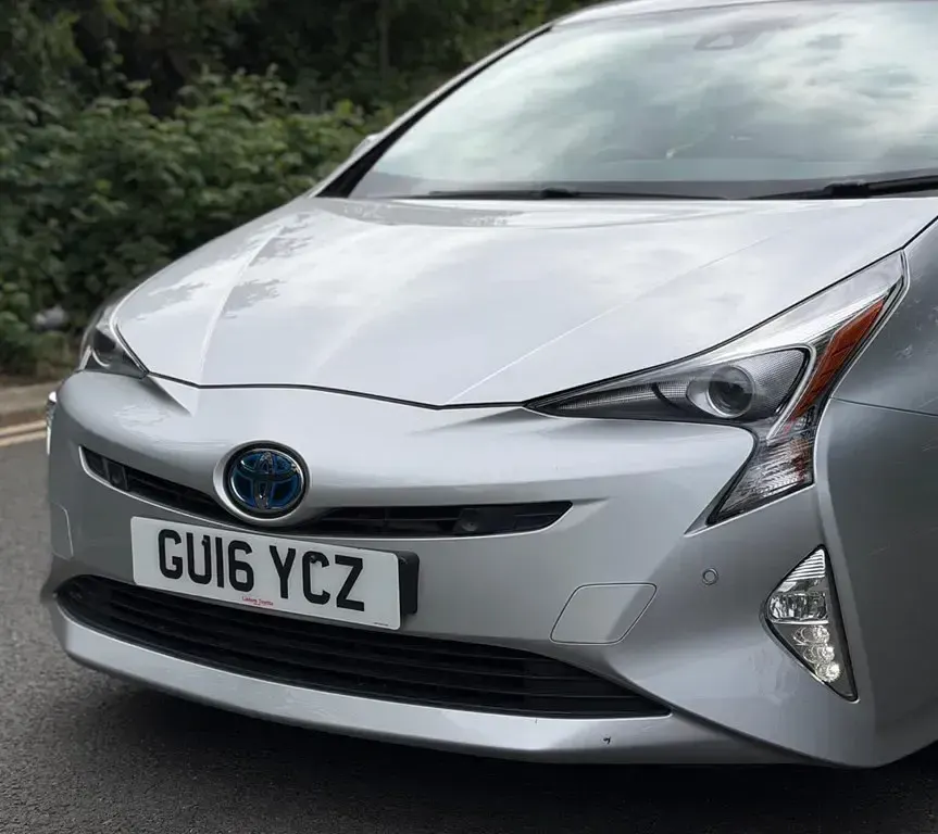 Used Toyota Prius Business Edition 2016 Silver Hatchback
