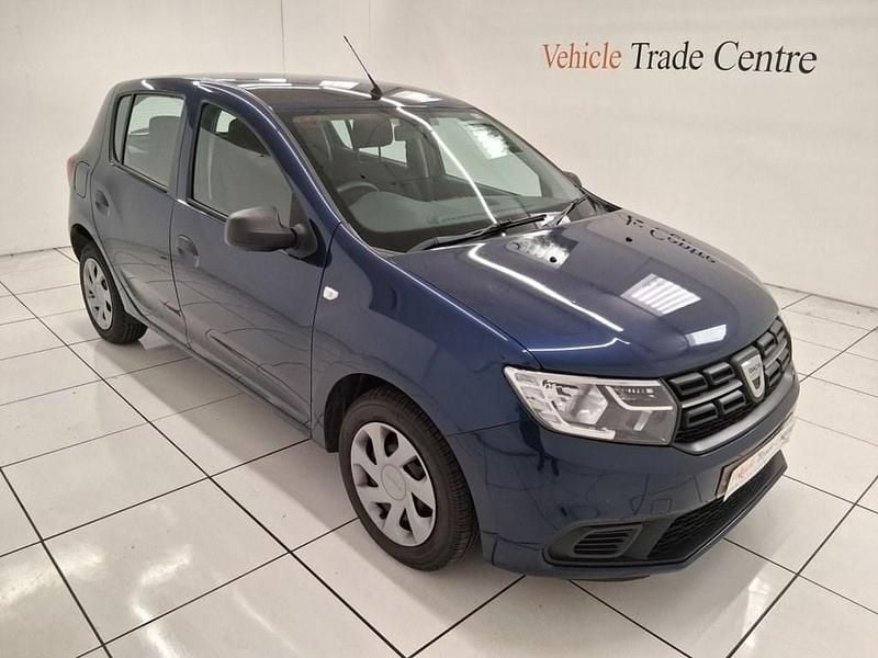 Used Dacia Sandero Essentiel 75 HP (55 kW) 2019 Blue Hatchback