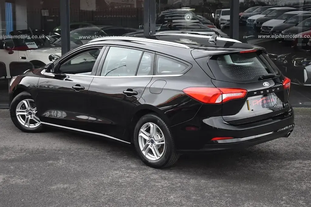 Używany Ford Focus Zetec 2026 Czarny Kombi