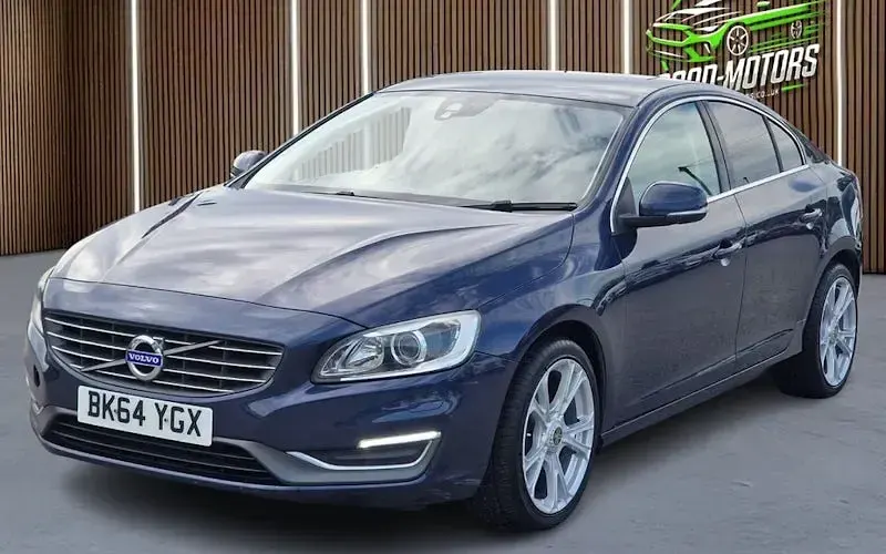 Usado Volvo S60 SE Lux 181 CV (133 kW) 2015 Berlina