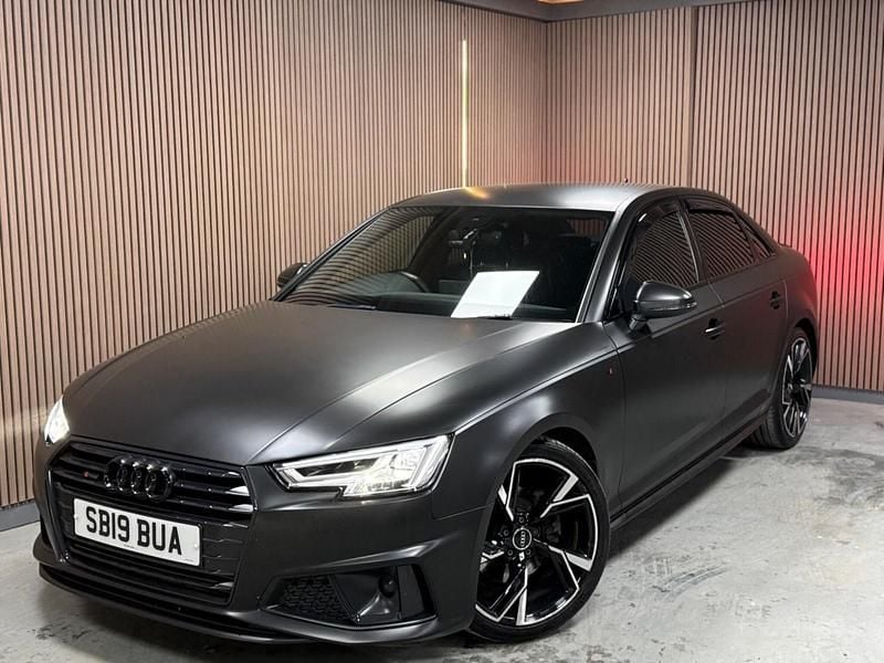 Begagnad Audi A4 Black Edition 150 HK (110 kW) 2019 Svart Sedan