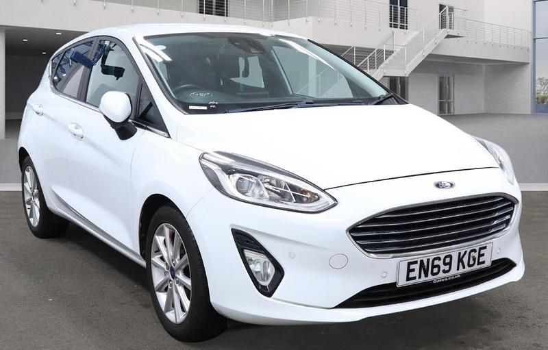 Used Ford Fiesta Titanium X 101 HP (74 kW) 2019 White Hatchback
