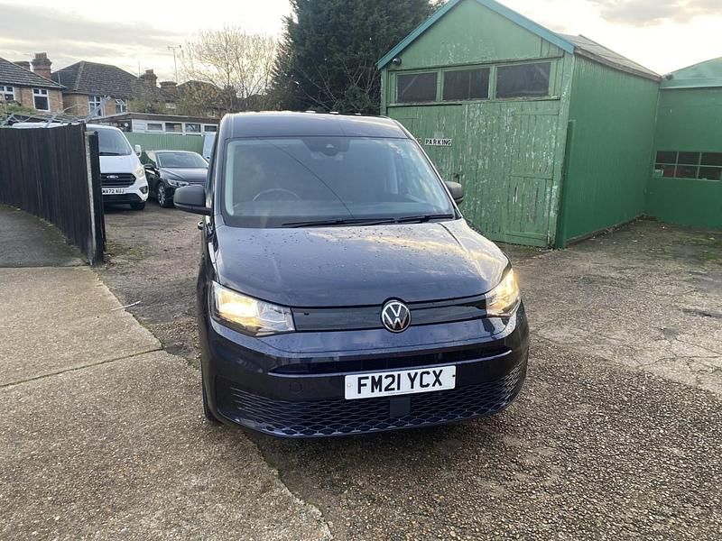 Usado VW Caddy 122 HP (89 kW) 2021 Azul Monovolume