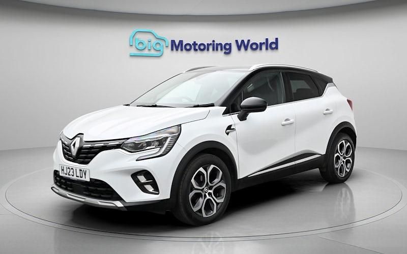 Begagnad Renault Captur Techno 91 HK (66 kW) 2023 Vit SUV
