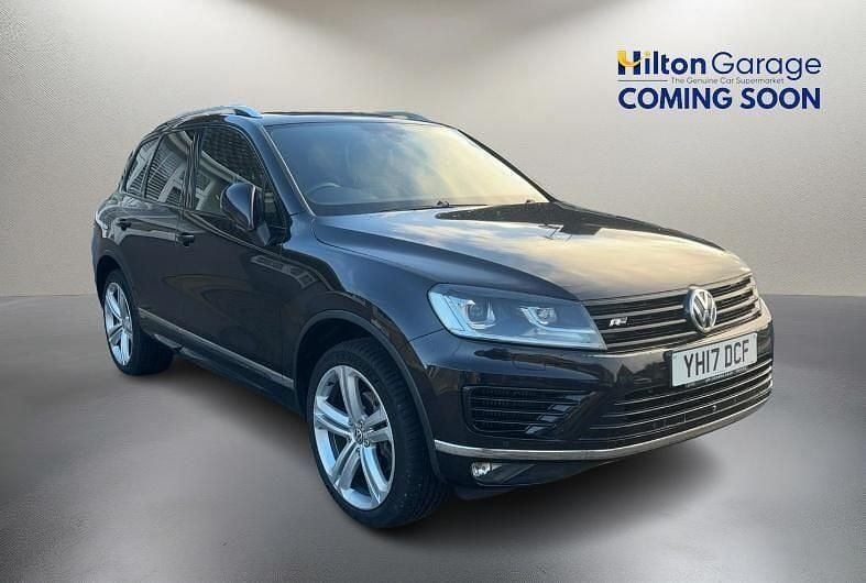Black Used 2017 VW Touareg R-line Plus SUV | £20,350 (Fair price) - Image 1/1