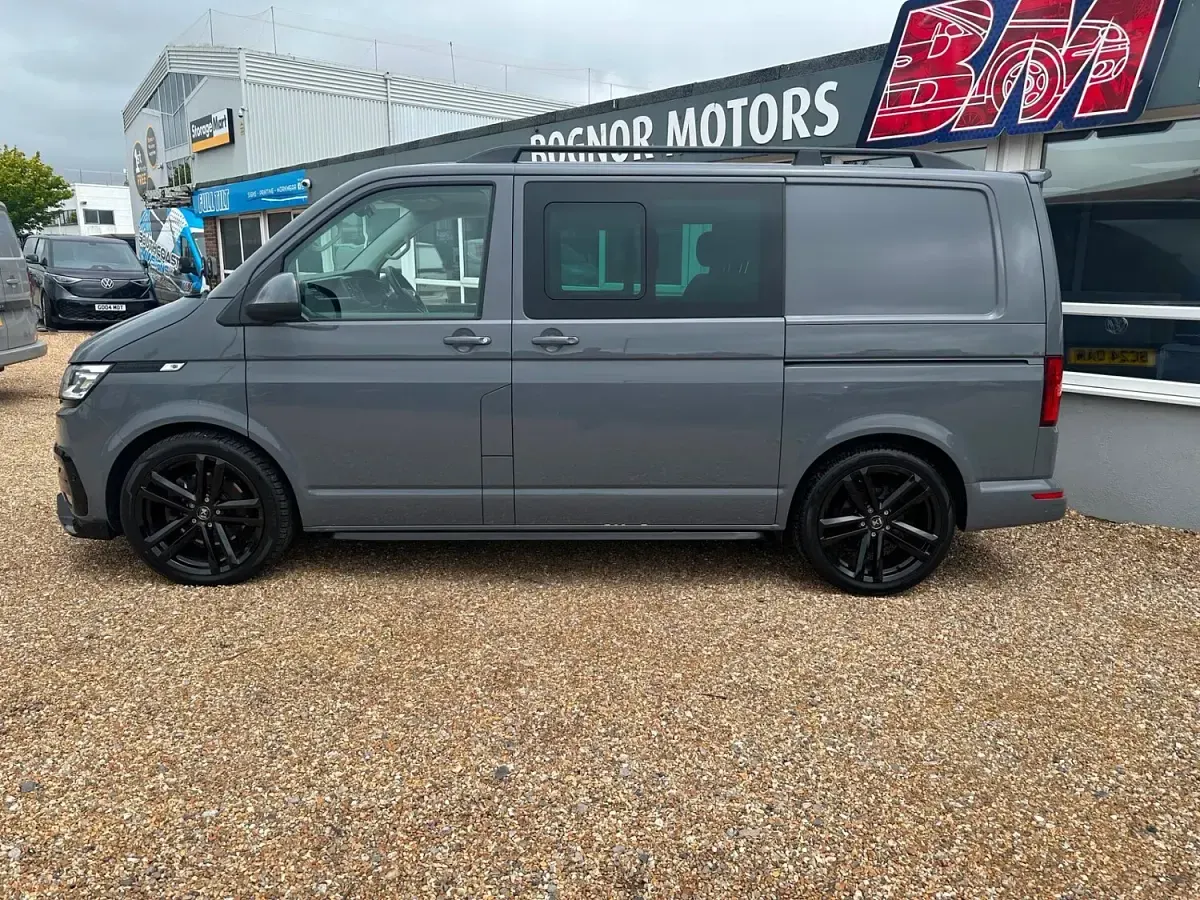 Used VW Transporter Highline 150 HP (110 kW) 2024 Grey Van