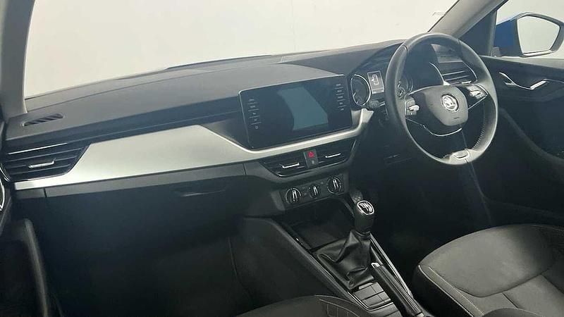 Used Skoda 110 R SE Drive 81 HP (59 kW) 2023 Race blue metallic Estate