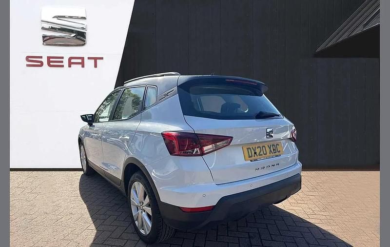 Used Seat Arona SE Technology 94 HP (69 kW) 2020 White SUV