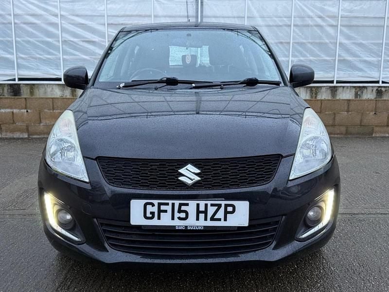 Used Suzuki Swift SZ3 94 HP (69 kW) 2015 Black Hatchback