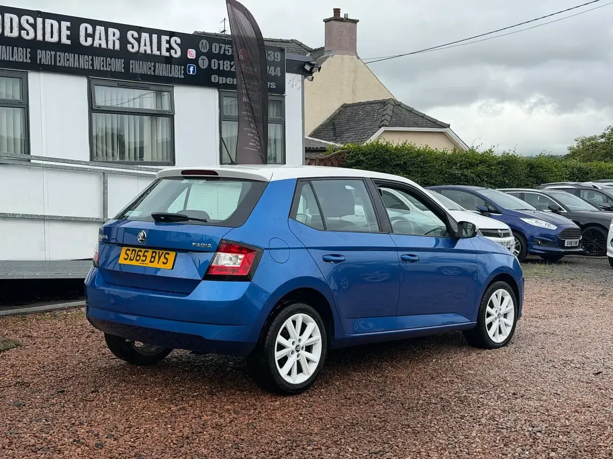 Used Skoda Fabia SE 90 HP (66 kW) 2015 Blue Hatchback