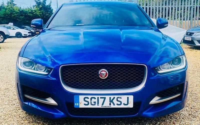 Second-hand Jaguar XE R-Sport 179 CP (131 kW) 2019 Berlinǎ