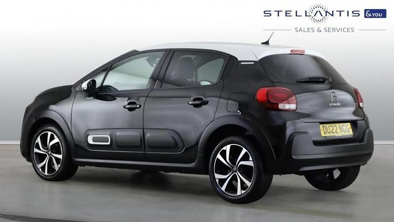 Begagnad Citroën C3 PureTech 82 HK (60 kW) 2022 Svart Halvkombi