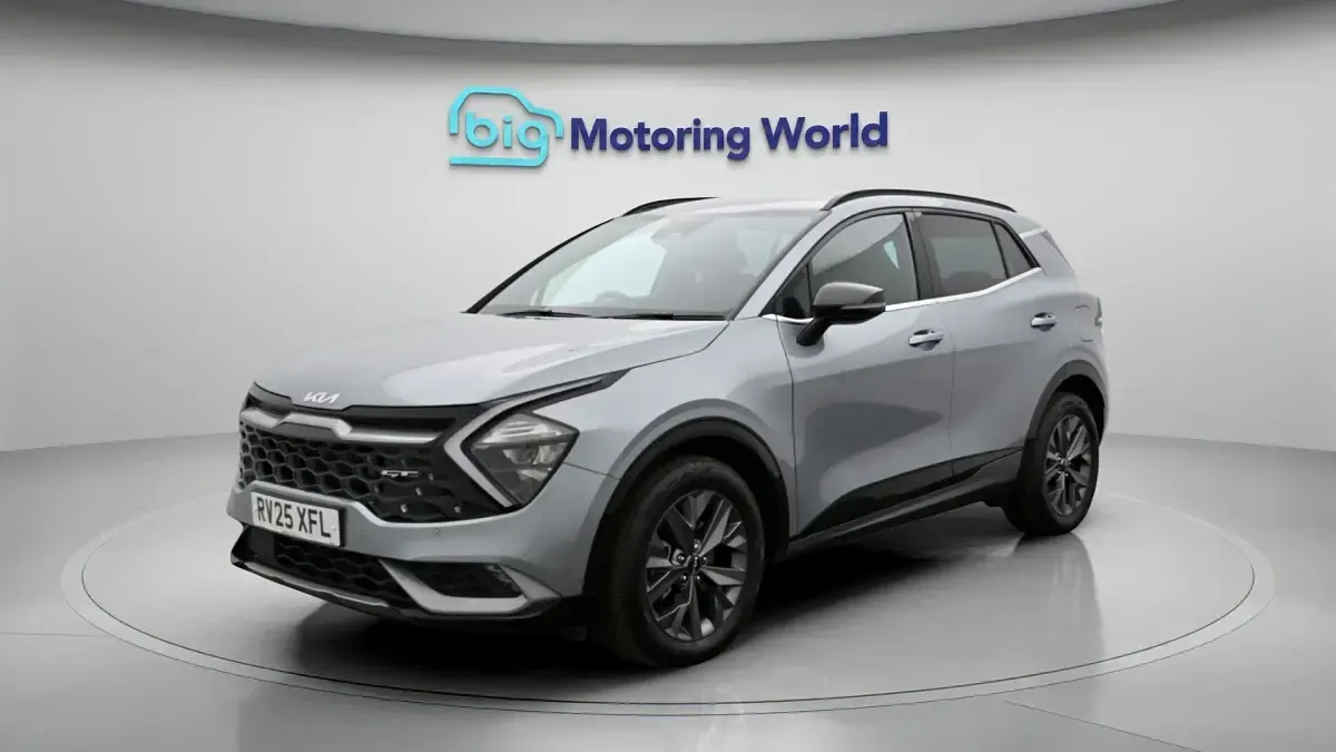 Used Kia Sportage GT-Line 207 HP (152 kW) 2025 Silver SUV