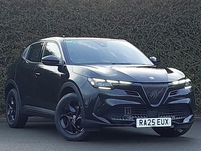 Used Alfa Romeo GT Junior 136 HP (100 kW) 2025 Black Hatchback