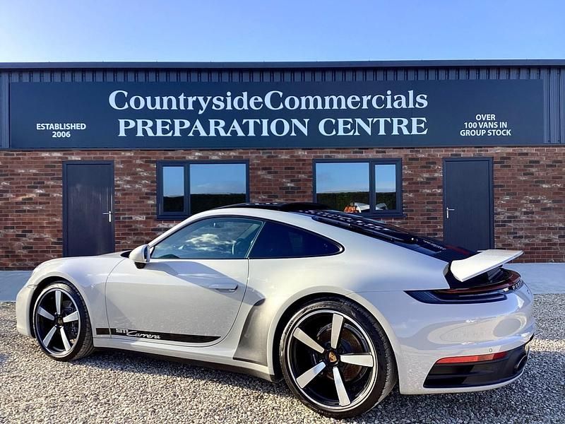 Used Porsche 911 Carrera 385 HP (283 kW) 2021 Grey Coupe