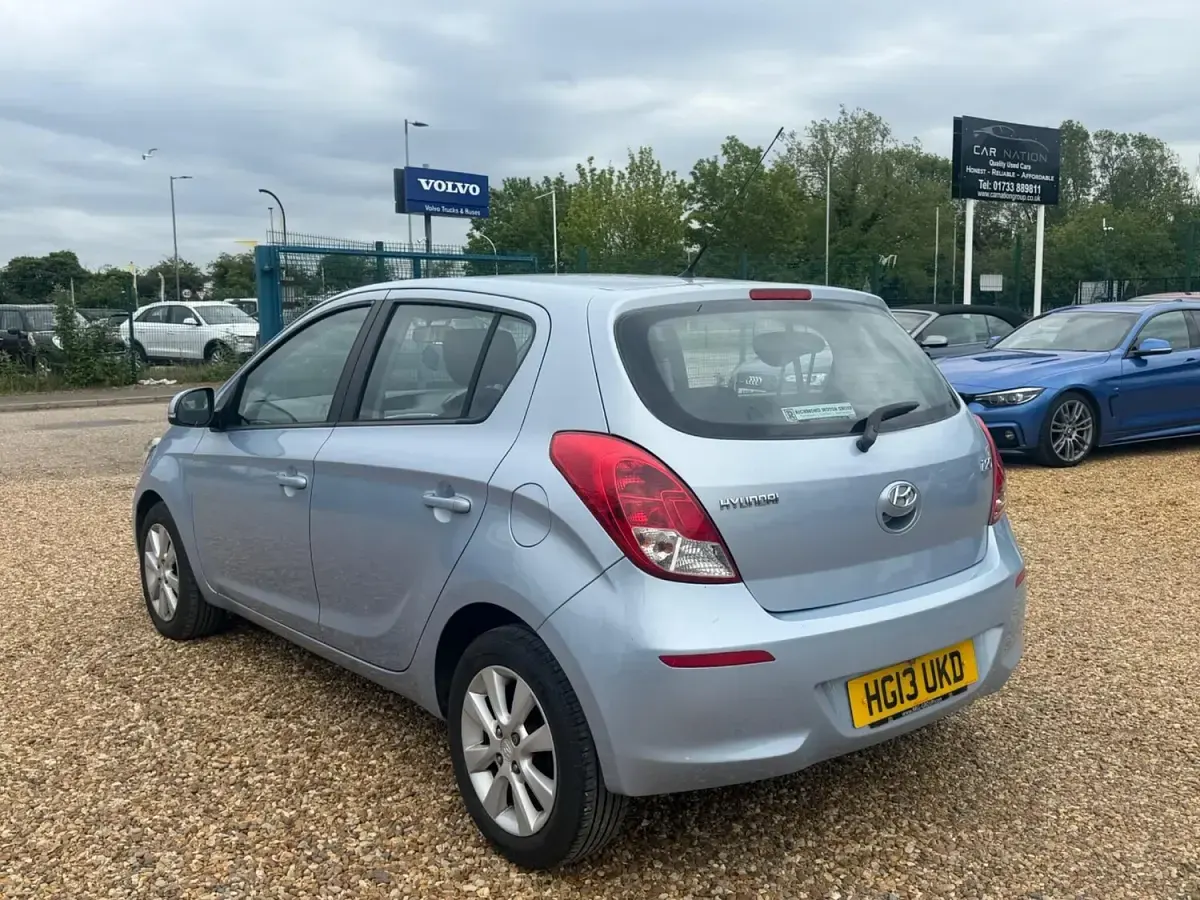 Used Hyundai i20 Active 86 HP (63 kW) 2013 Blue Hatchback
