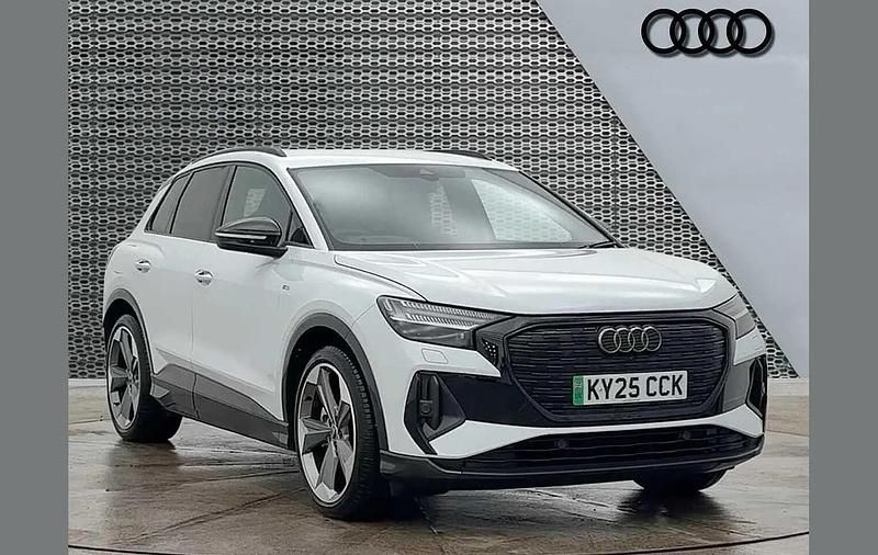 Used Audi Q4 e-tron Black Edition 210 kW (286 HP) 2025 White SUV