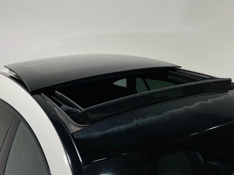 Used Mercedes CLA220 Shooting Brake AMG line 177 HP (130 kW) 2017 White Estate