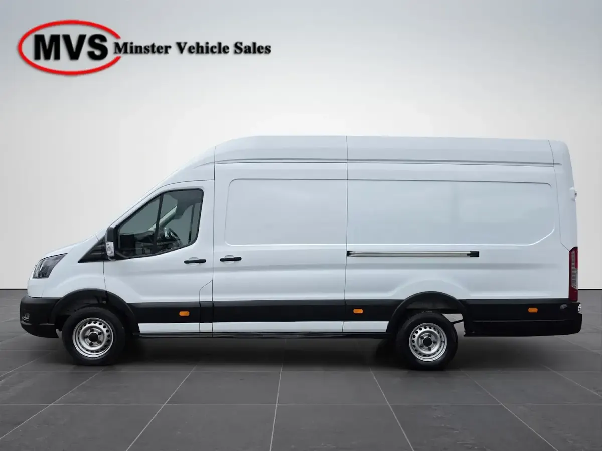 Used Ford Transit 130 HP (95 kW) 2023 White Van