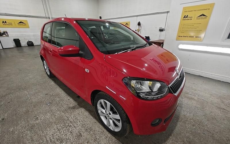 Used Skoda Citigo SE L 60 HP (44 kW) 2016 Red Hatchback