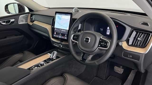 Used Volvo XC60 Ultra 247 HP (181 kW) 2026 SUV