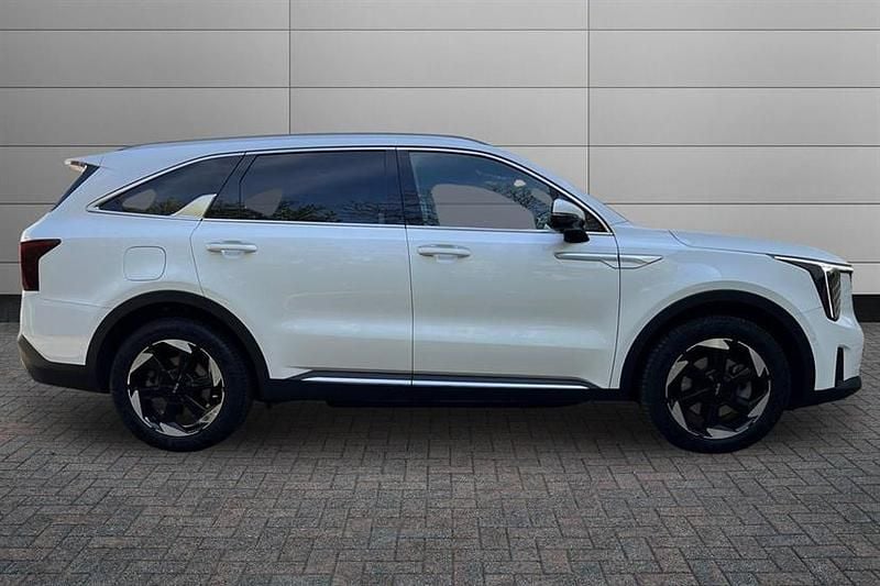 Used Kia Sorento 248 HP (182 kW) 2025 White SUV
