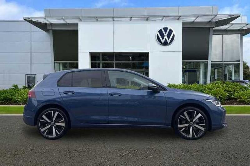 Used VW Golf VIII Match 150 HP (110 kW) 2025 Blue Hatchback