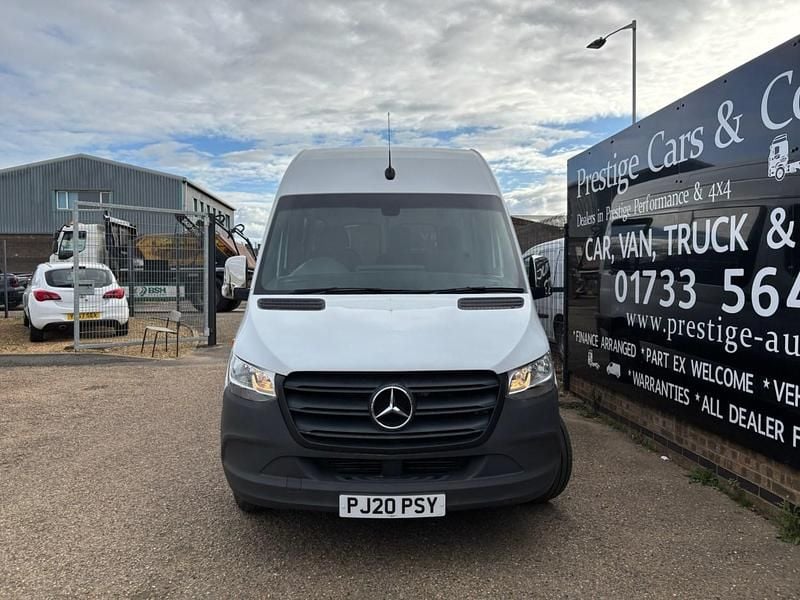 Used Mercedes Sprinter 143 HP (105 kW) 2020 White Van