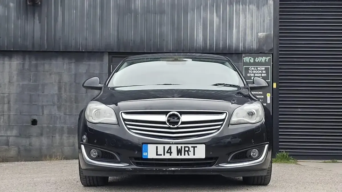 Used Vauxhall Insignia Elite 163 HP (119 kW) 2014 Black Hatchback