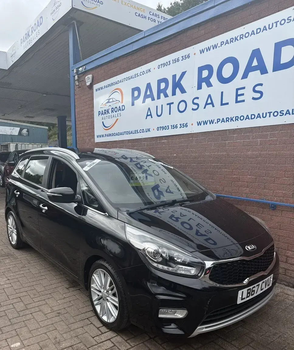Used Kia Carens 2018 Black MPV