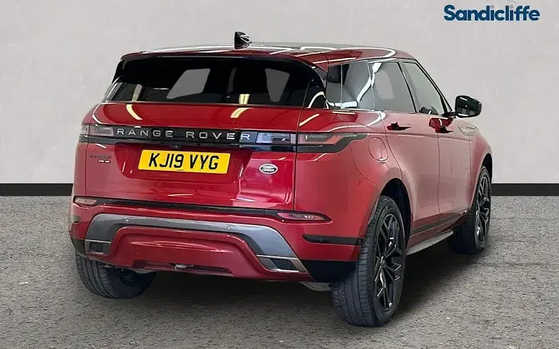 Used Land Rover Range Rover evoque HSE Dynamic 182 HP (133 kW) 2019 Red SUV